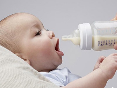 2-3月宝宝不吃奶是厌奶吗？